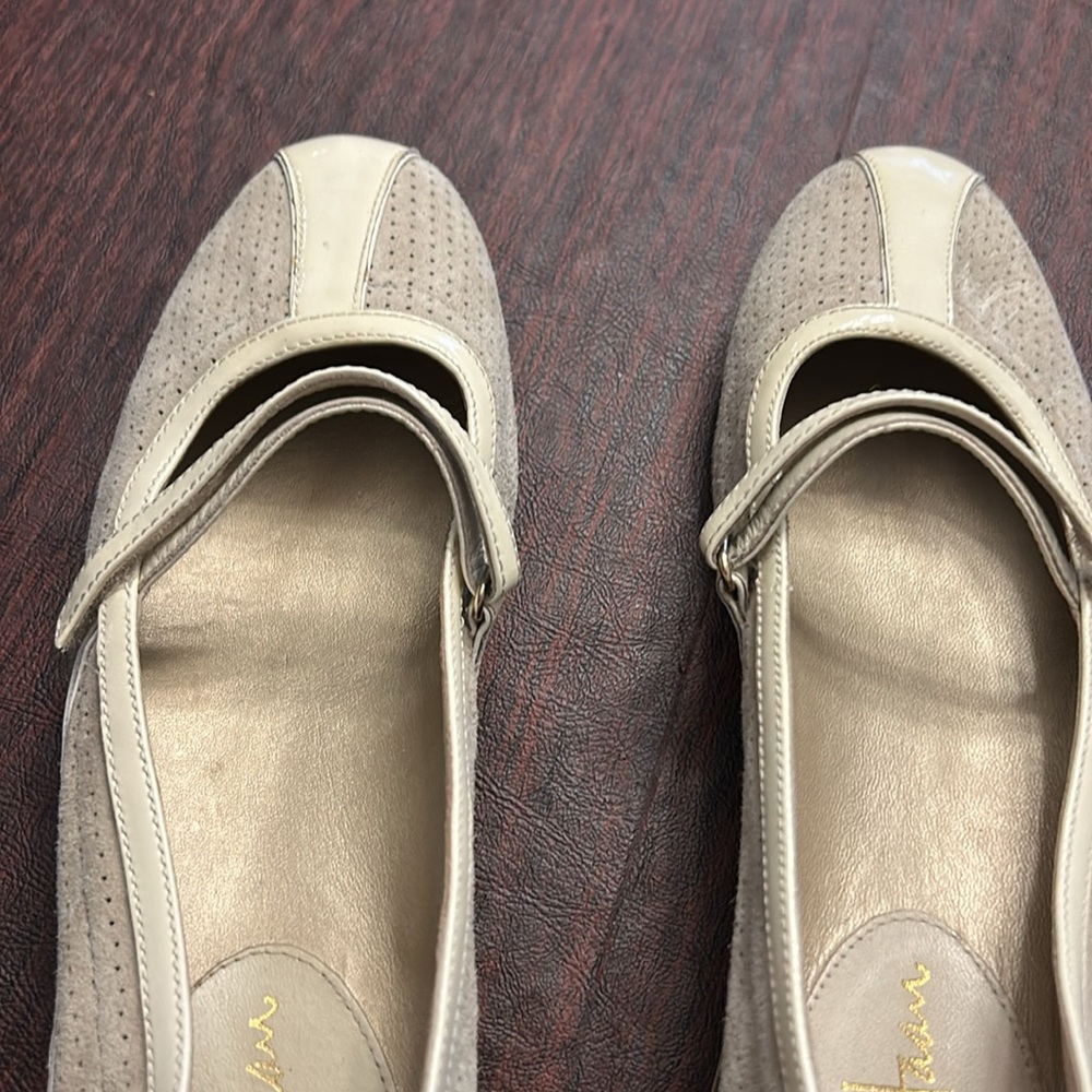 Beige Cole Haan ballet flats - Picture 5 of 6
